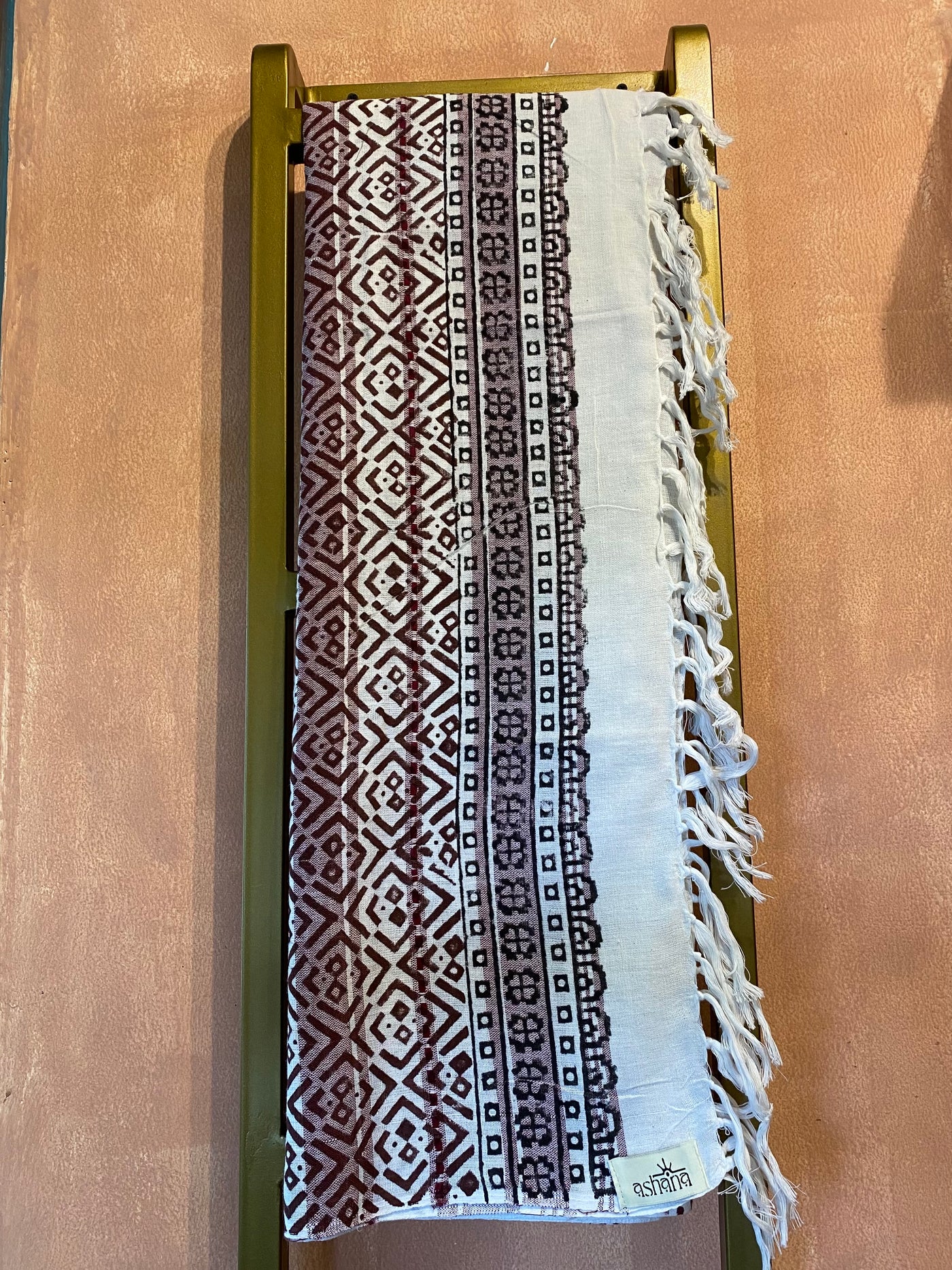 Khadi Pareo - (AKP 181)