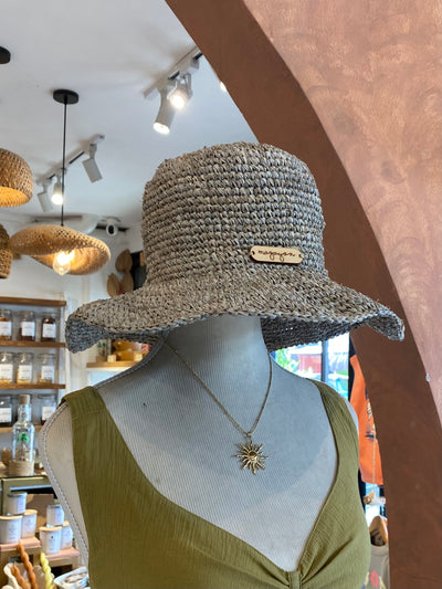 Kalo Flat Hat - Light Brown