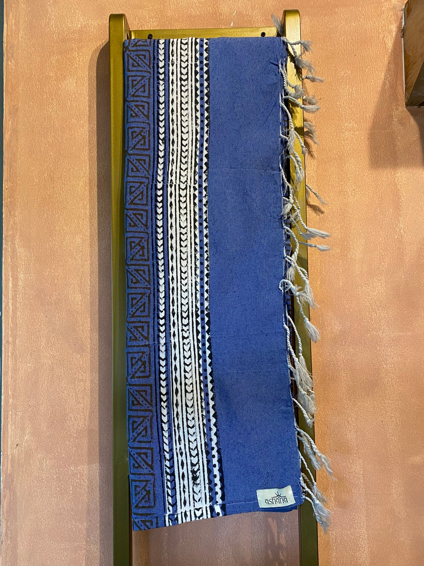 Khadi Pareo - (AKP 202)