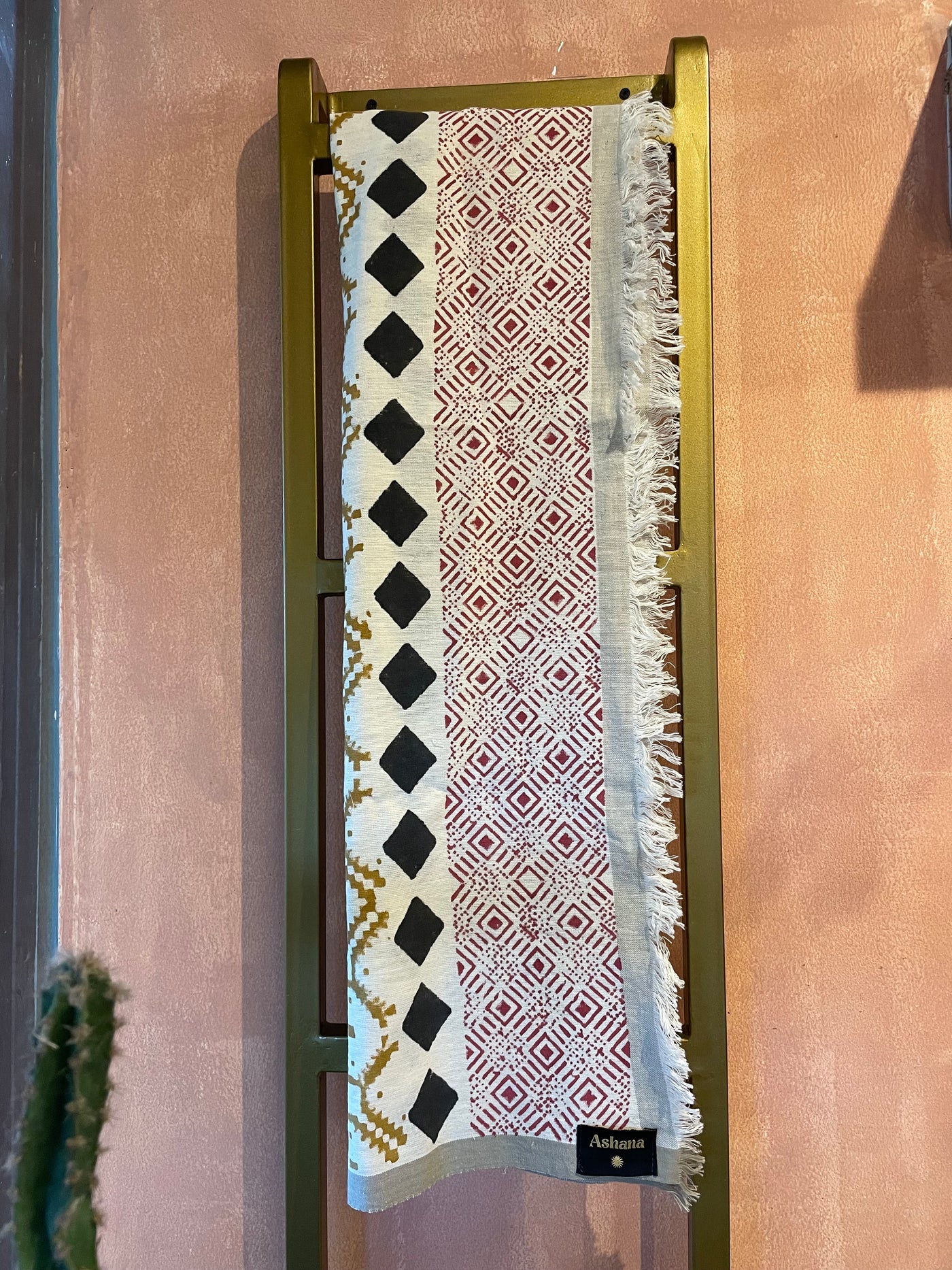 Khadi Pareo - (AKP 104)
