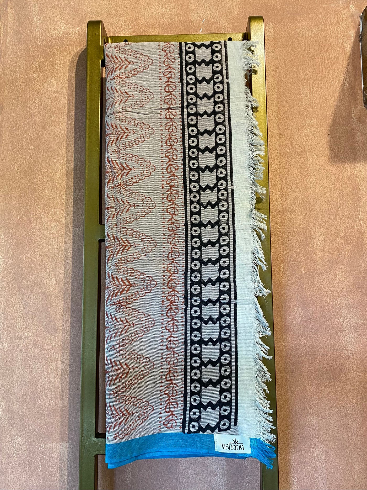 Khadi Pareo - (AKP 192)