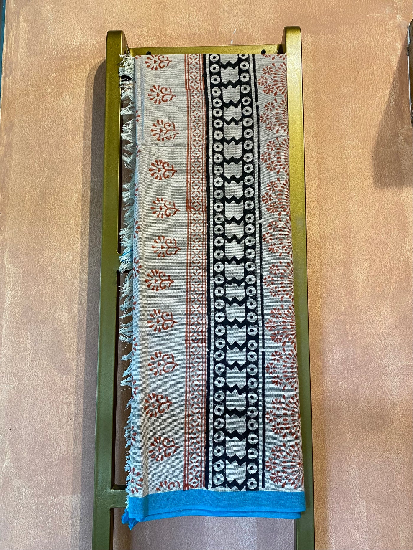 Khadi Pareo - (AKP 192)