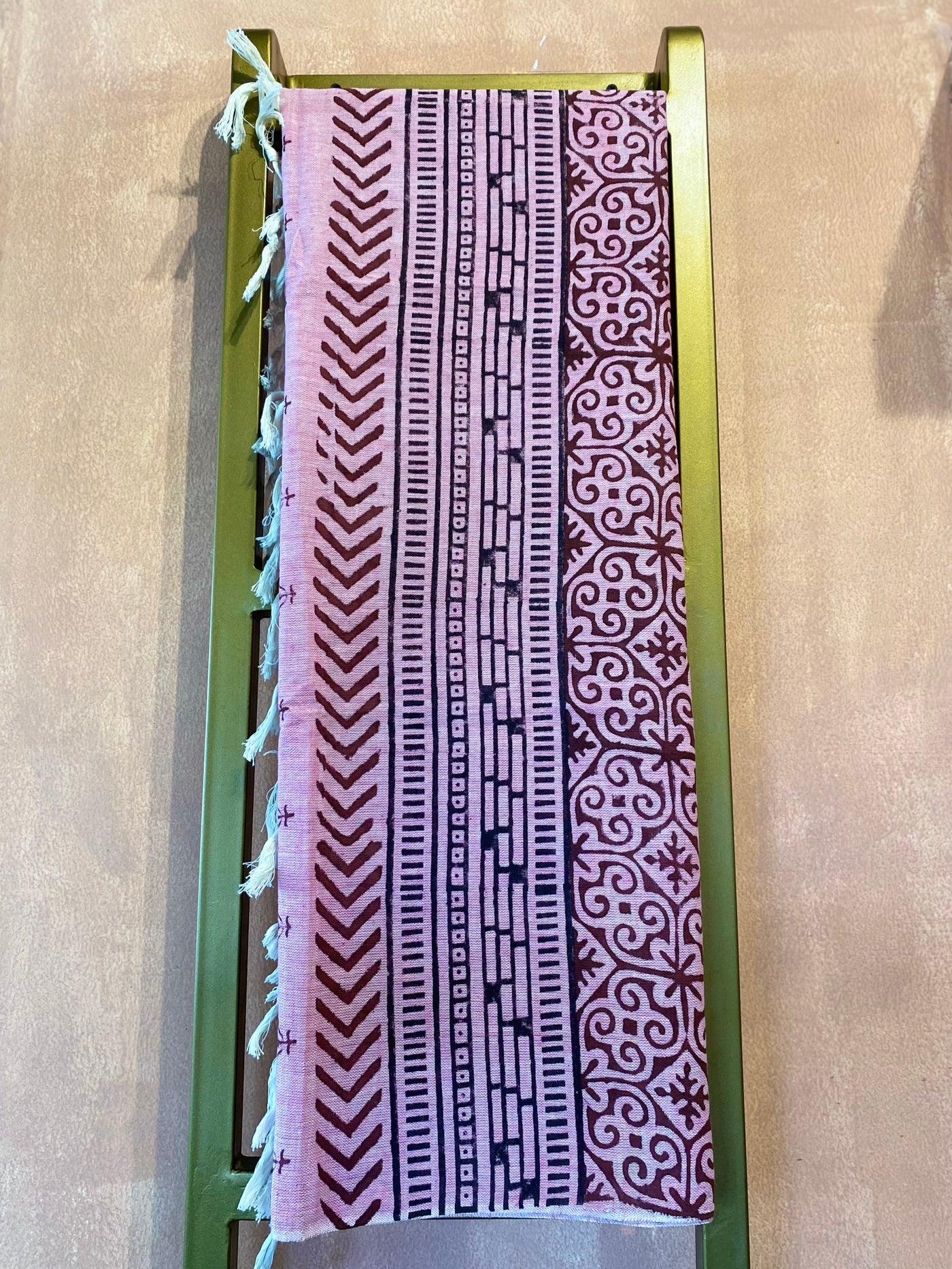 Khadi Pareo - (AKP 146)