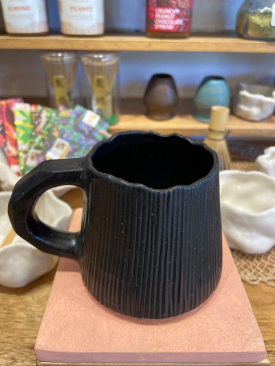 Mia Casal Handmade Barnacle Mug - Black
