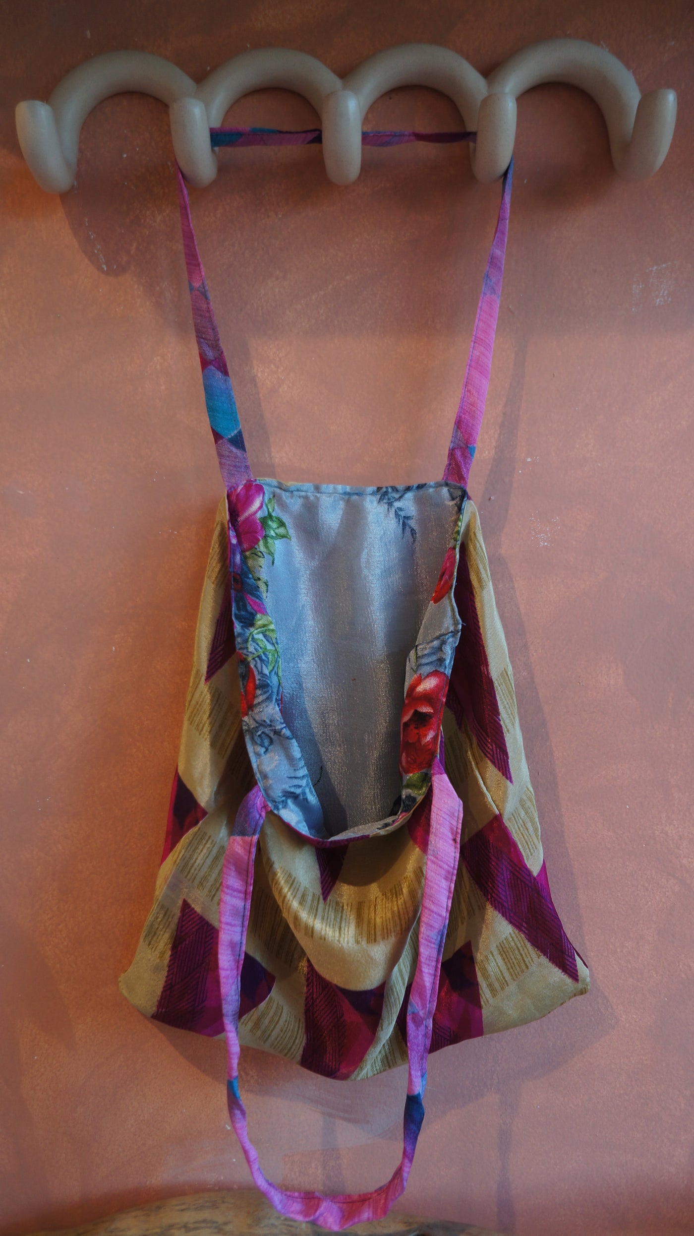 Chiquito Silk Bag - Beige and Purple Cone (CH2416)
