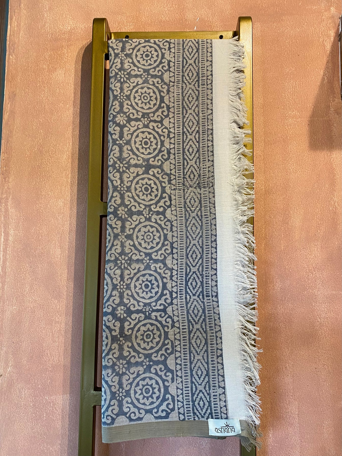 Khadi Pareo - (AKP 182)