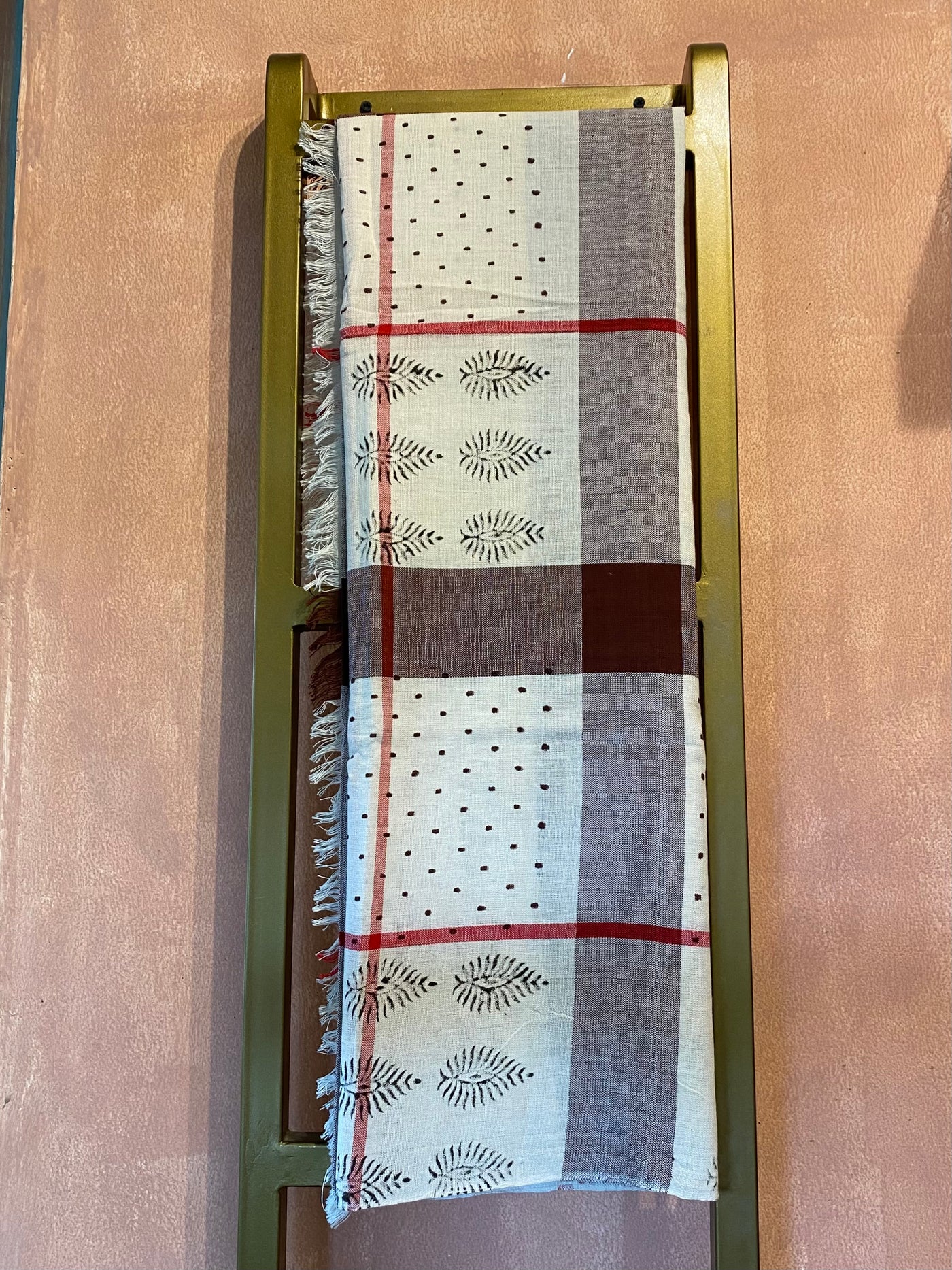 Khadi Pareo - (AKP 185)