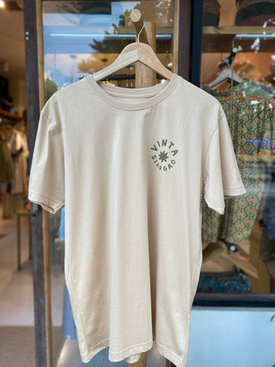 Vinta Men's T-Shirt - Siargao Essentials Crème Brulee