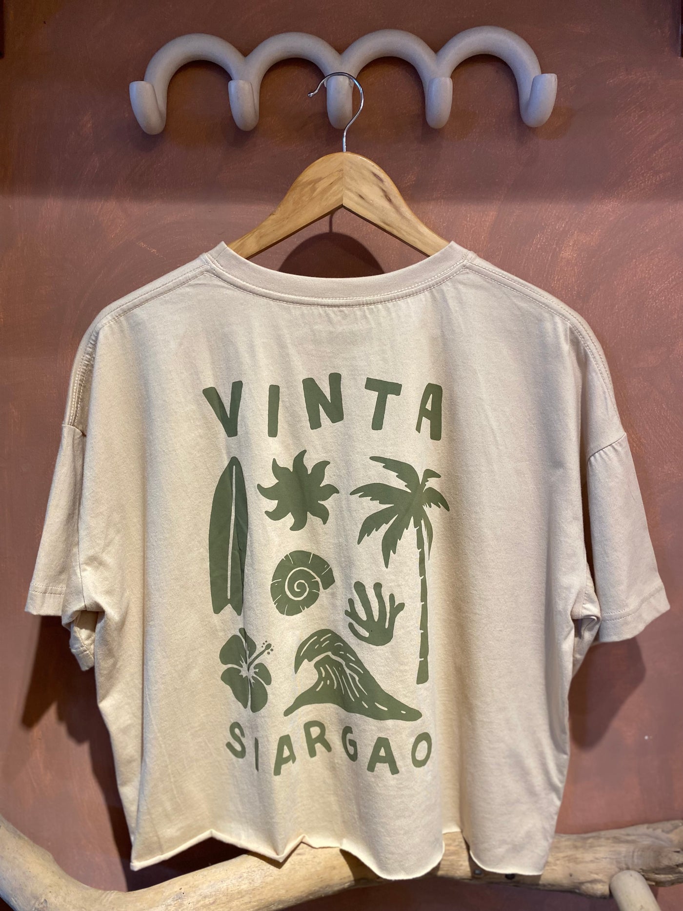 Vinta Women's T-Shirt - Siargao Essentials Crème Brulee