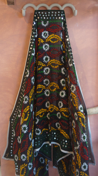 Embroidered Pareo - Black & Yellow (AP103)