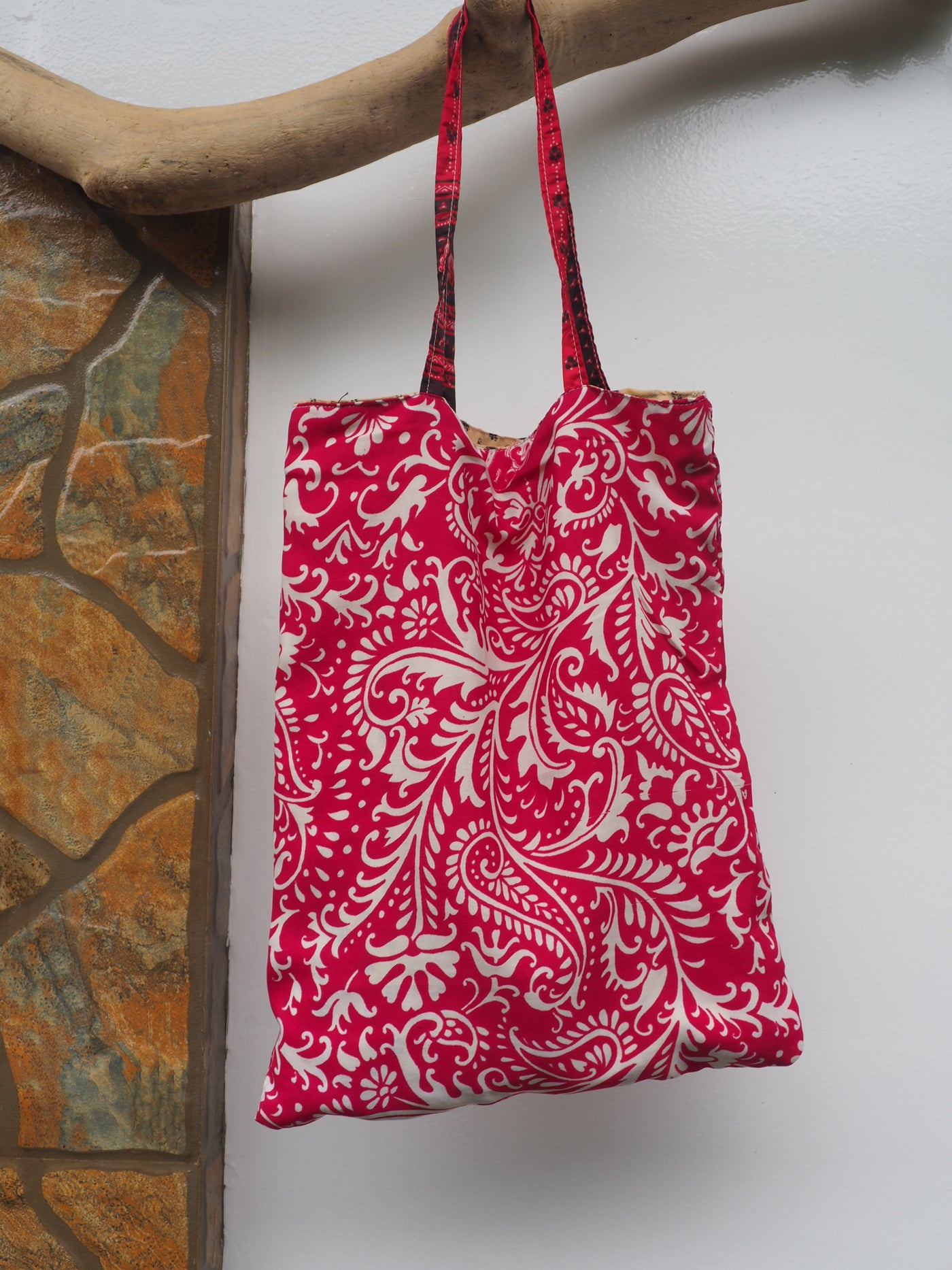 Small Reversible Silk Bag - Beige & Red